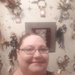 Meet your Posher, Christy